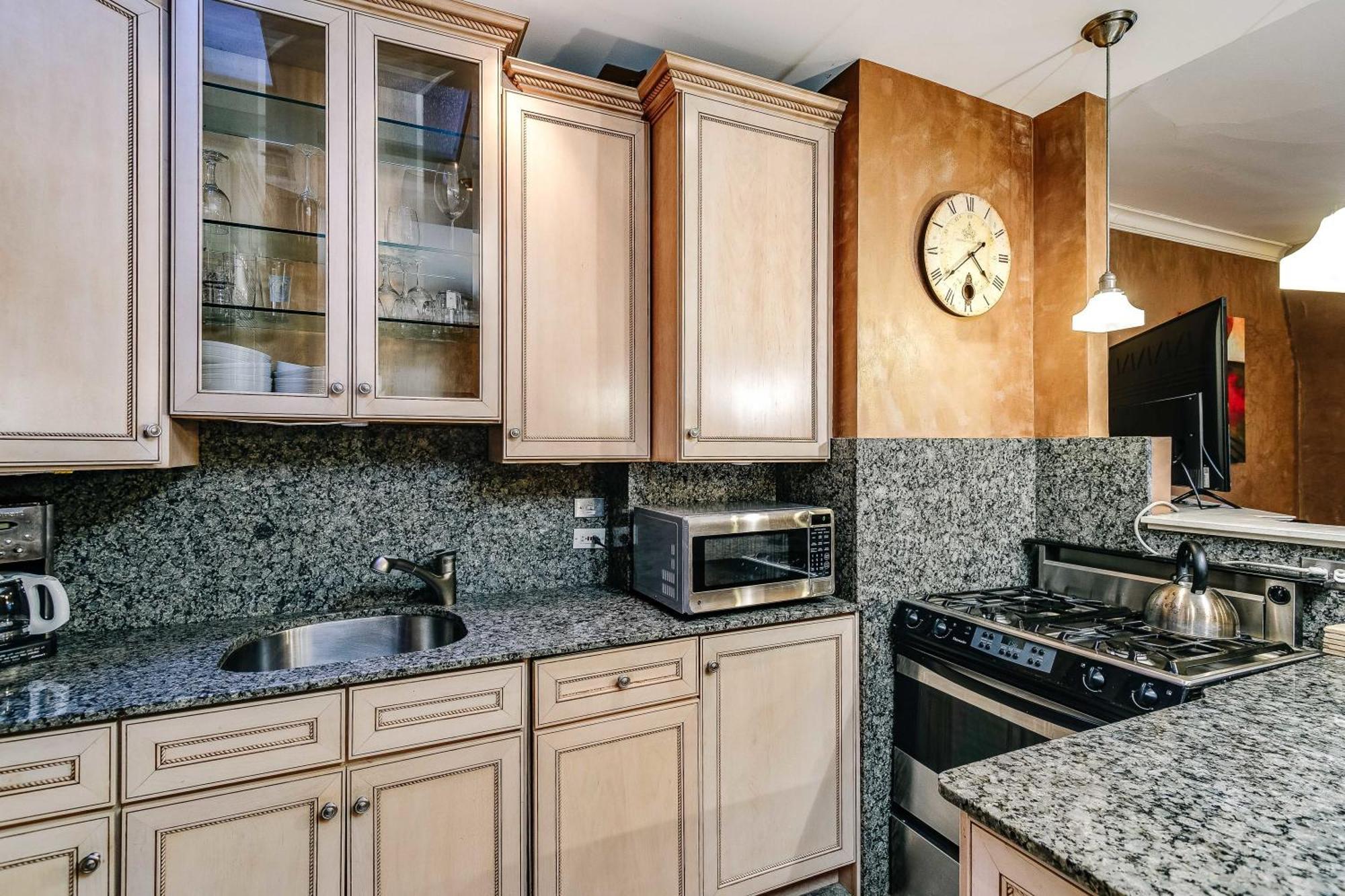 Historic And Unique Brownstone In Gold Coast - Downtown - 3 Daire Chicago Dış mekan fotoğraf